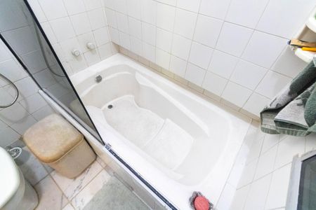 Casa para alugar com 400m², 5 quartos e 4 vagasBanheiro do Quarto 1