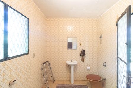 Casa para alugar com 400m², 5 quartos e 4 vagasBanheiro Social