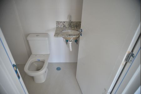 Apartamento à venda com 56m², 2 quartos e 1 vagaBanheiro Social