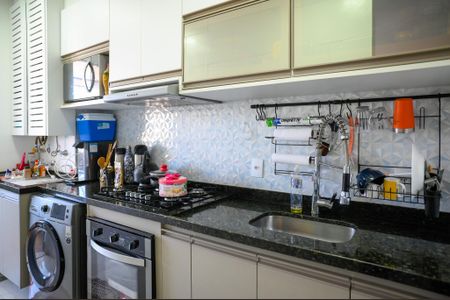 Apartamento para alugar com 74m², 2 quartos e 2 vagas Apartamento para alugar com 74m², 2 quartos e 2 vagasCozinha