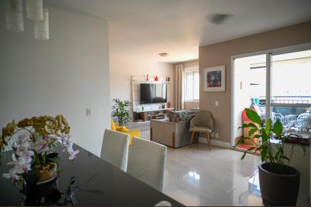 Apartamento para alugar com 74m², 2 quartos e 2 vagas Apartamento para alugar com 74m², 2 quartos e 2 vagasSala