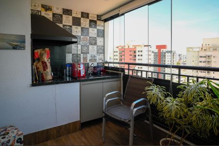 Apartamento para alugar com 74m², 2 quartos e 2 vagas Apartamento para alugar com 74m², 2 quartos e 2 vagasVaranda