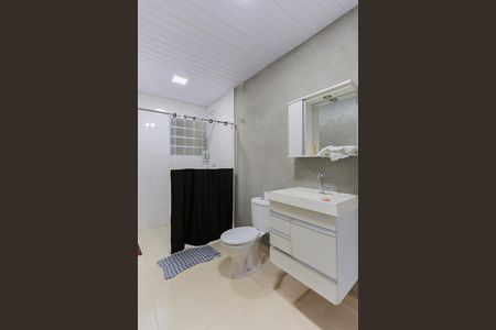 Banheiro da suíte de casa à venda com 2 quartos, 100m² em Parque Mandaqui, São Paulo