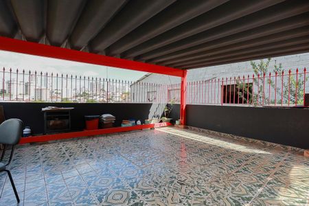 Casa à venda com 100m², 2 quartos e 1 vaga Casa à venda com 100m², 2 quartos e 1 vagaGaragem