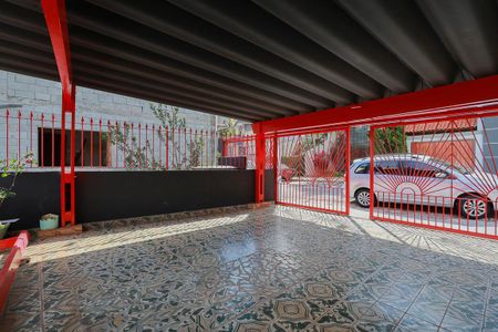 Casa à venda com 100m², 2 quartos e 1 vaga Casa à venda com 100m², 2 quartos e 1 vagaGaragem