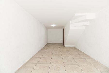 Casa de condomínio para alugar com 95m², 2 quartos e 2 vagas Casa de condomínio para alugar com 95m², 2 quartos e 2 vagasGaragem