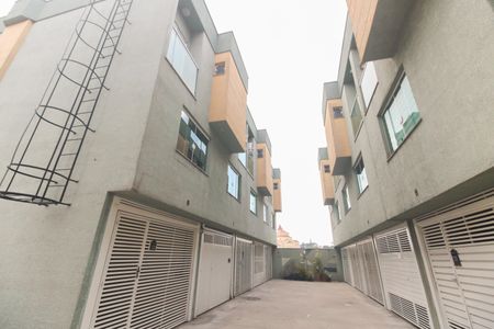 Casa de condomínio para alugar com 95m², 2 quartos e 2 vagas Casa de condomínio para alugar com 95m², 2 quartos e 2 vagasCondomínio