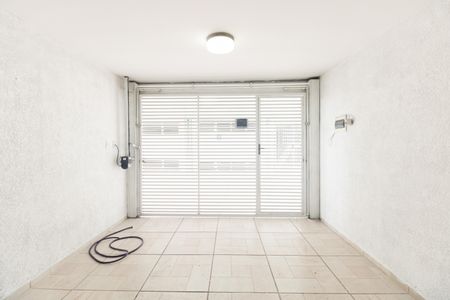 Casa de condomínio para alugar com 95m², 2 quartos e 2 vagas Casa de condomínio para alugar com 95m², 2 quartos e 2 vagasGaragem