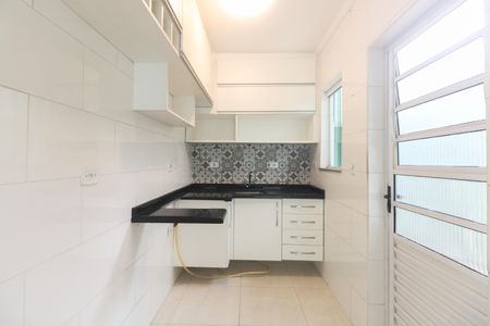 Casa de condomínio para alugar com 95m², 2 quartos e 2 vagas Casa de condomínio para alugar com 95m², 2 quartos e 2 vagasCozinha