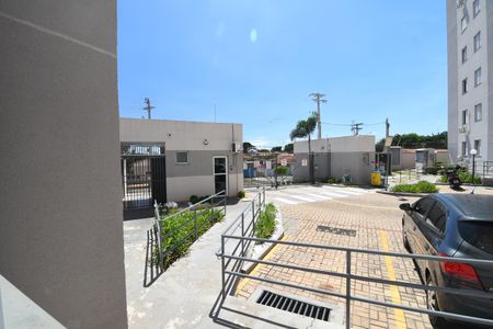 Apartamento para alugar com 44m², 2 quartos e 1 vagaSala - Vista