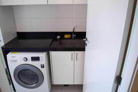 Apartamento à venda com 106m², 2 quartos e 2 vagasArea de Serviço