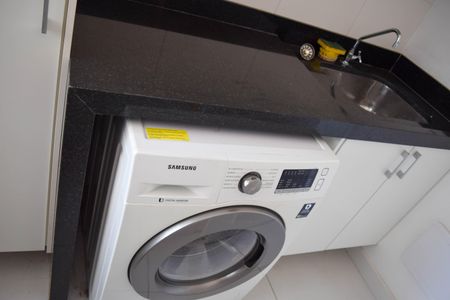 Apartamento à venda com 106m², 2 quartos e 2 vagasArea de Serviço