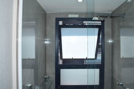 Apartamento à venda com 106m², 2 quartos e 2 vagasBanheiro Suíte