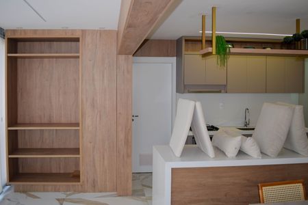 Apartamento à venda com 106m², 2 quartos e 2 vagasSala