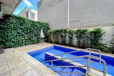 Studio para alugar com 35m², 1 quarto e sem vaga Studio para alugar com 35m², 1 quarto e sem vagaÁrea comum - Piscina