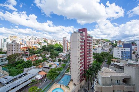 VISTA de apartamento para alugar com 2 quartos, 65m² em Grajaú, Belo Horizonte