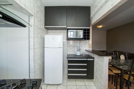 Apartamento para alugar com 58m², 2 quartos e 2 vagas Apartamento para alugar com 58m², 2 quartos e 2 vagasCOZINHA