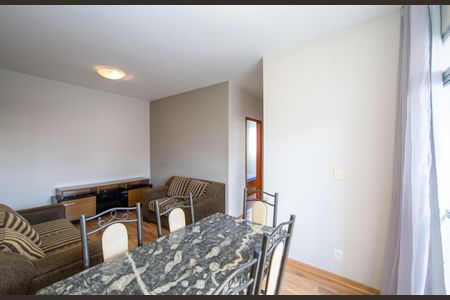 SALA de apartamento para alugar com 2 quartos, 65m² em Grajaú, Belo Horizonte