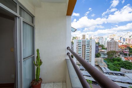 VARANDA de apartamento para alugar com 2 quartos, 65m² em Grajaú, Belo Horizonte