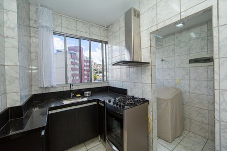 Apartamento para alugar com 58m², 2 quartos e 2 vagas Apartamento para alugar com 58m², 2 quartos e 2 vagasCOZINHA