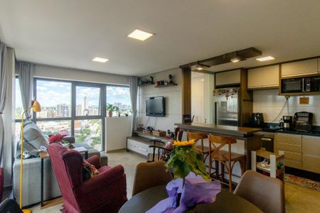 Sala de apartamento para alugar com 2 quartos, 60m² em Rebouças, Curitiba