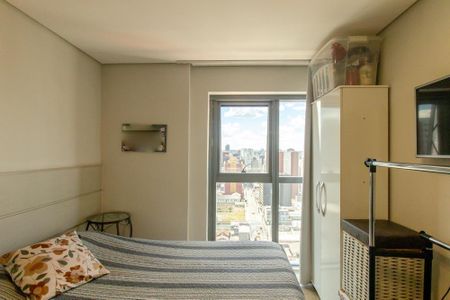 Quarto 2 Suite de apartamento para alugar com 2 quartos, 60m² em Rebouças, Curitiba