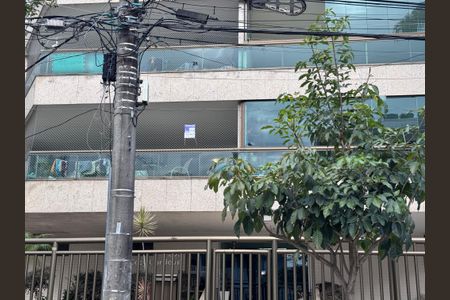 Apartamento à venda com 110m², 3 quartos e 3 vagasPlaquinha Quinto Andar