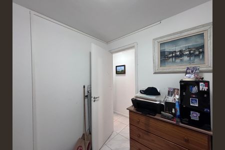 Apartamento à venda com 110m², 3 quartos e 3 vagasQuarto 2