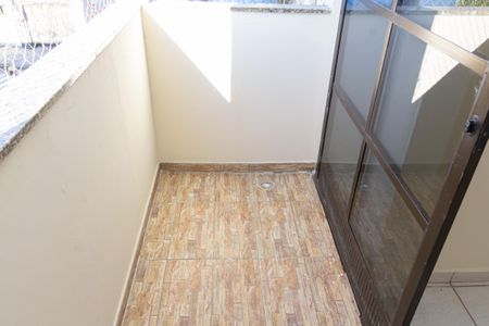 Casa de condomínio para alugar com 136m², 3 quartos e 1 vagaÁrea de Serviço