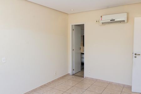 Casa de condomínio para alugar com 136m², 3 quartos e 1 vagaQuarto Suíte