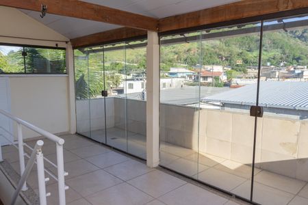 Casa de condomínio para alugar com 136m², 3 quartos e 1 vagaTerraço