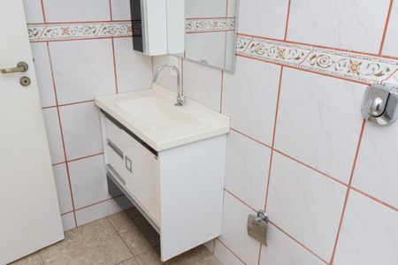 Casa de condomínio para alugar com 136m², 3 quartos e 1 vagaBanheiro da Suíte 1