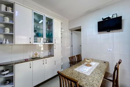 Casa para alugar com 150m², 2 quartos e 2 vagasCozinha