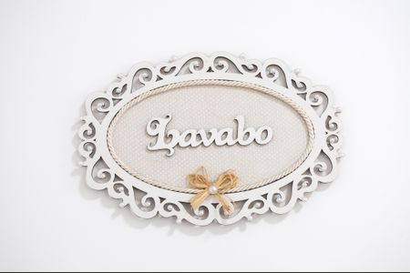 Casa à venda com 105m², 2 quartos e 2 vagasLavabo