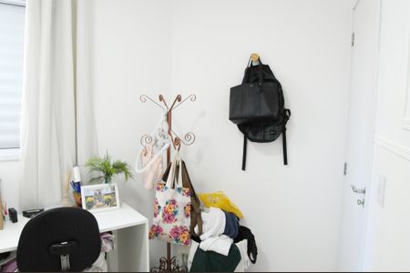 Casa à venda com 105m², 2 quartos e 2 vagasQuarto 2