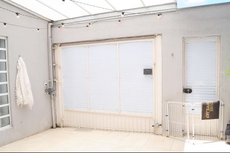 Casa à venda com 105m², 2 quartos e 2 vagasGaragem