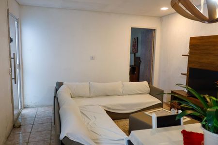 Casa à venda com 137m², 2 quartos e 1 vagasala