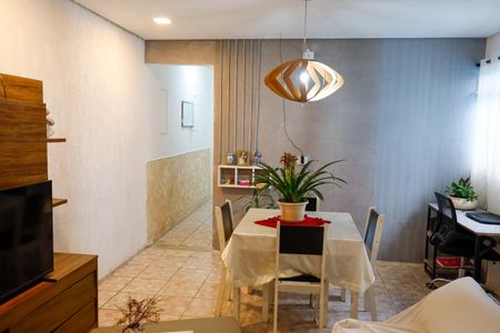 sala de casa à venda com 2 quartos, 135m² em São Pedro, Osasco