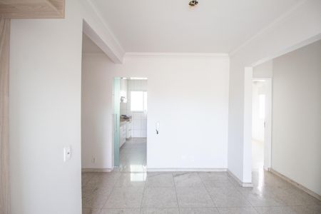 Sala de Estar de apartamento à venda com 3 quartos, 150m² em Heliópolis, Belo Horizonte