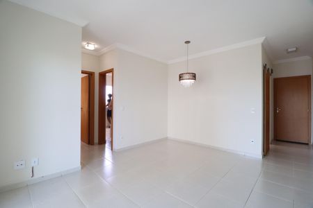 Sala de apartamento para alugar com 2 quartos, 67m² em Apartamento:, Uberlândia