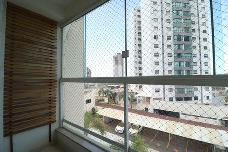 Sacada de apartamento para alugar com 2 quartos, 67m² em Apartamento:, Uberlândia