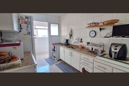 Apartamento para alugar com 92m², 3 quartos e 1 vagaCozinha 