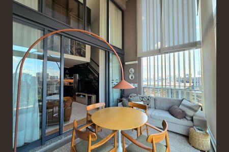 Apartamento para alugar com 67m², 1 quarto e 2 vagasVaranda