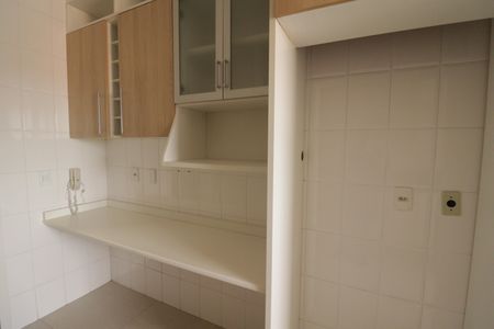 Apartamento à venda com 64m², 2 quartos e 1 vagaCozinha