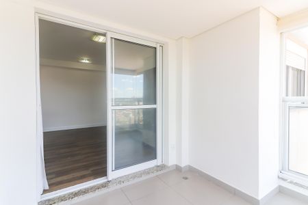 Varanda de apartamento à venda com 2 quartos, 64m² em Vila Sonia, São Paulo