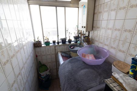 Apartamento à venda com 48m², 2 quartos e 1 vaga Apartamento à venda com 48m², 2 quartos e 1 vagaÁrea de Serviço