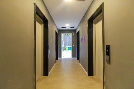 Apartamento para alugar com 36m², 2 quartos e 1 vagaHall