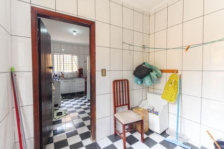 Casa à venda com 450m², 5 quartos e 3 vagas Casa à venda com 450m², 5 quartos e 3 vagasÁrea de Serviço