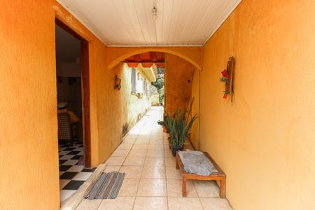 Casa à venda com 450m², 5 quartos e 3 vagas Casa à venda com 450m², 5 quartos e 3 vagasEntrada