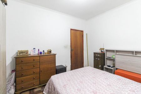 Casa à venda com 450m², 5 quartos e 3 vagas Casa à venda com 450m², 5 quartos e 3 vagasQuarto 2